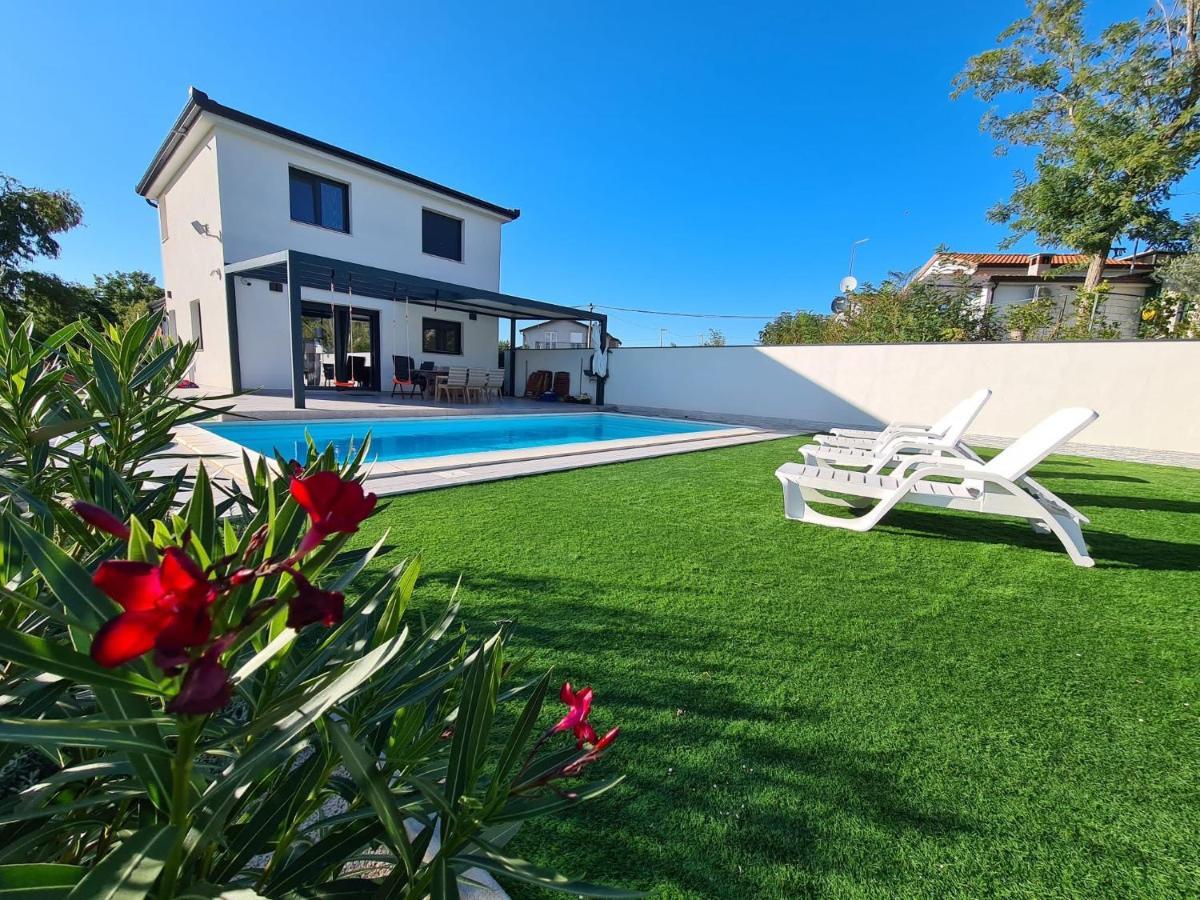אומאג Villa Oliva מראה חיצוני תמונה