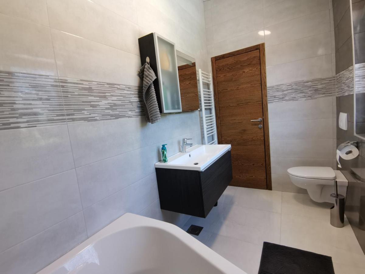 אומאג Villa Oliva מראה חיצוני תמונה
